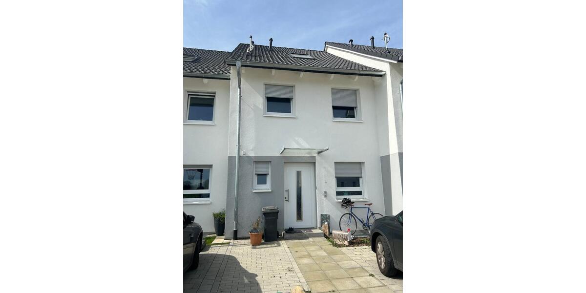 Reihenhaus Wyhl am Kaiserstuhl - 5 Zimmer, 124 m&sup2;, 1.700&euro; | Angebot:24176559