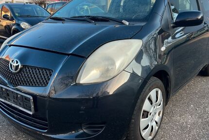 Toyota Yaris 135.000 km 3.500 &euro; Freiburg im Breisgau 79108