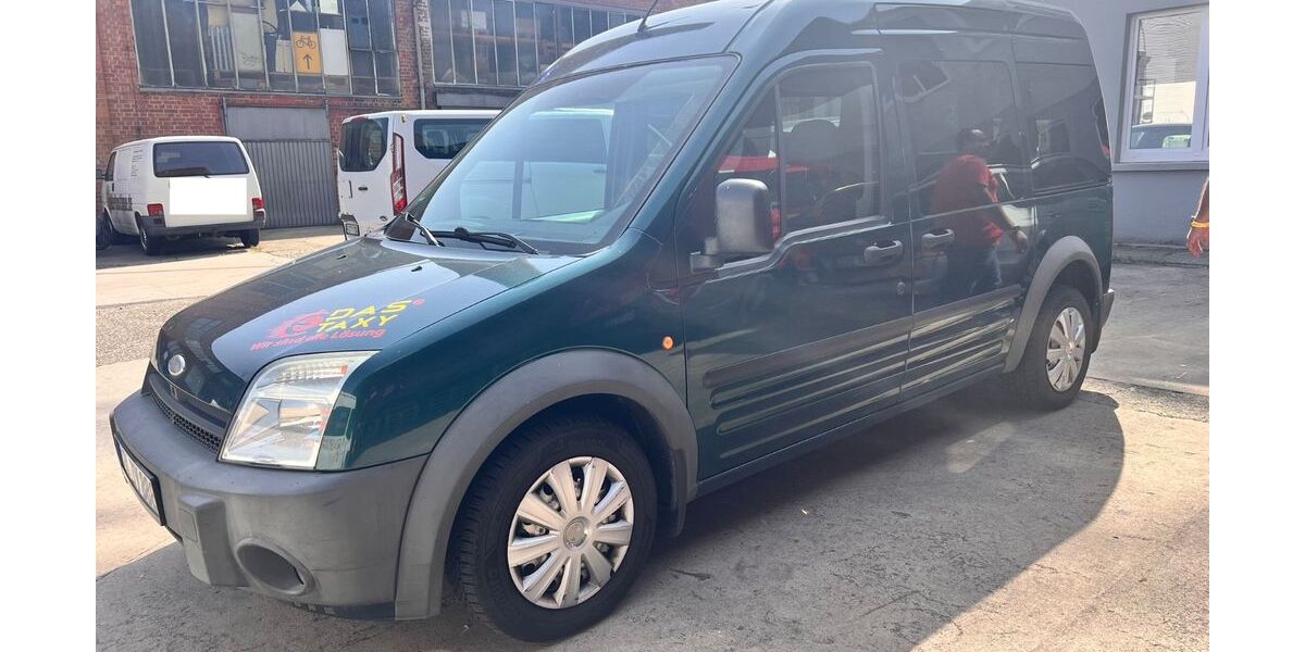 Ford Tourneo Connect 180.000 km 2.400 &euro; Freiburg 79111