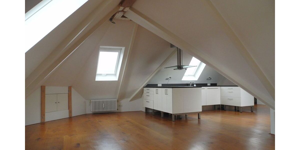 Freiburgs schönste Attikawohnung im denkmalgeschützten Jugendstil-Altbau im Stühlinger - Einfamilienhaus Freiburg Brühl | Angebot:26871406