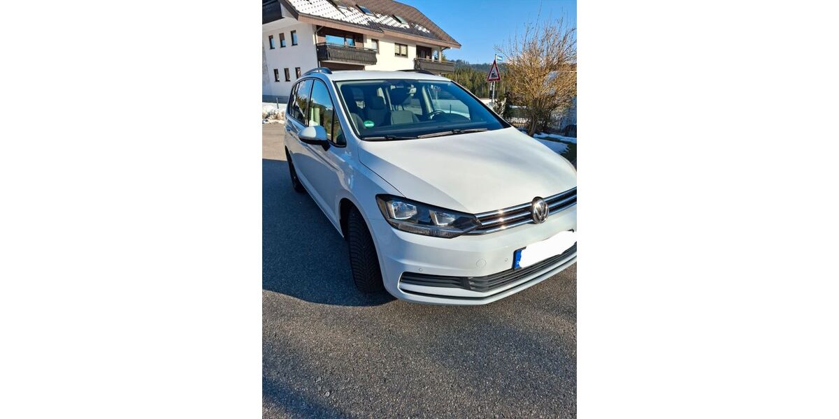 VW Touran 155.500 km 13.900 &euro; Titisee-Neustadt 79822
