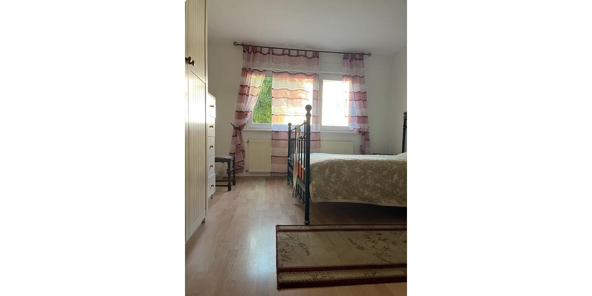 Hochparterre Freiburg im Breisgau Brühl - 3 Zimmer, 64 m&sup2;, 379.000&euro; | Angebot:26960674