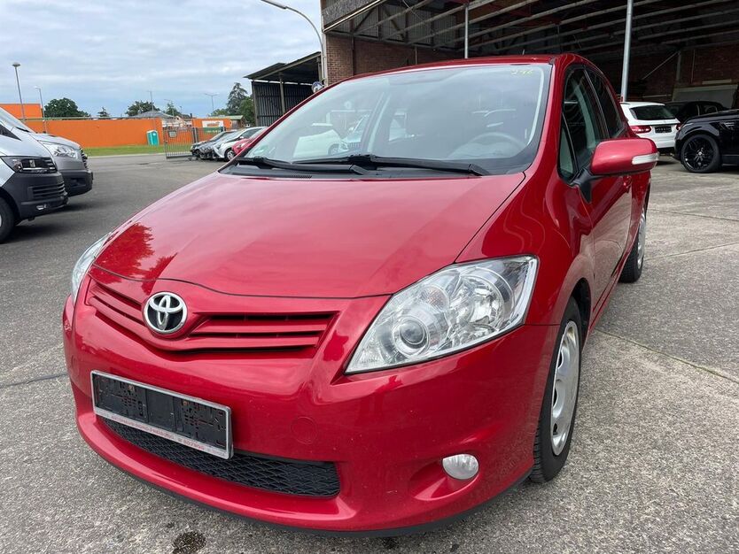 Toyota Auris 225.000 km 3.999 € Herbolzheim 79336