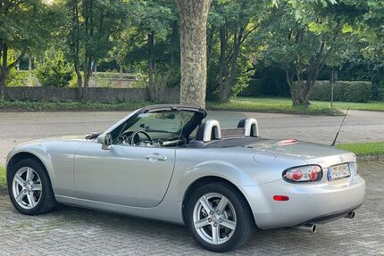 Mazda MX-5 88.000 km 10.850 &euro; Pfaffenweiler/Breisgau 79292