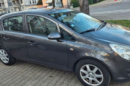 Opel Corsa 245.000 km 1.999 &euro; Freiburg 79106