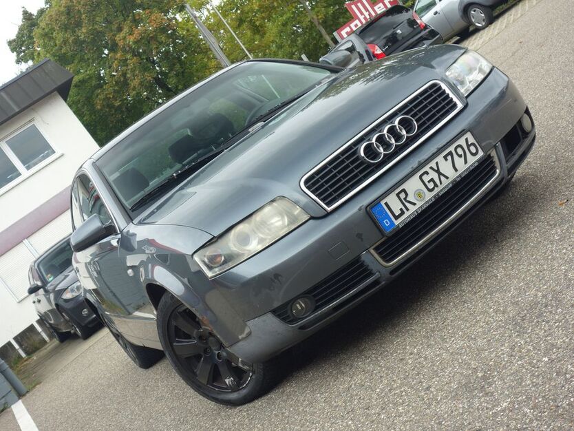 Audi A4 399.000 km 1.000 € Freiburg 79111