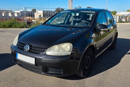 VW Golf 205.000 km 2.200 € Müllheim im Markgräflerland 79379