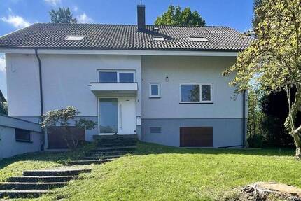 Haus Müllheim Niederweiler - 9 Zimmer, 240 m&sup2;, 720.000&euro; | Angebot:26804997