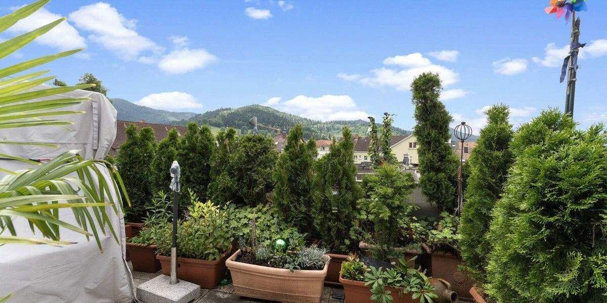 Etagenwohnung Waldkirch - 5 Zimmer, 118 m&sup2;, 459.000&euro; | Angebot:25697057