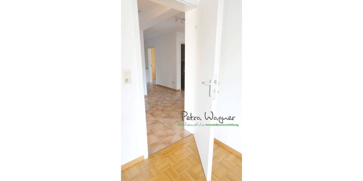 Etagenwohnung Schallstadt Mengen - 6 Zimmer, 166 m&sup2;, 578.000&euro; | Angebot:26470857