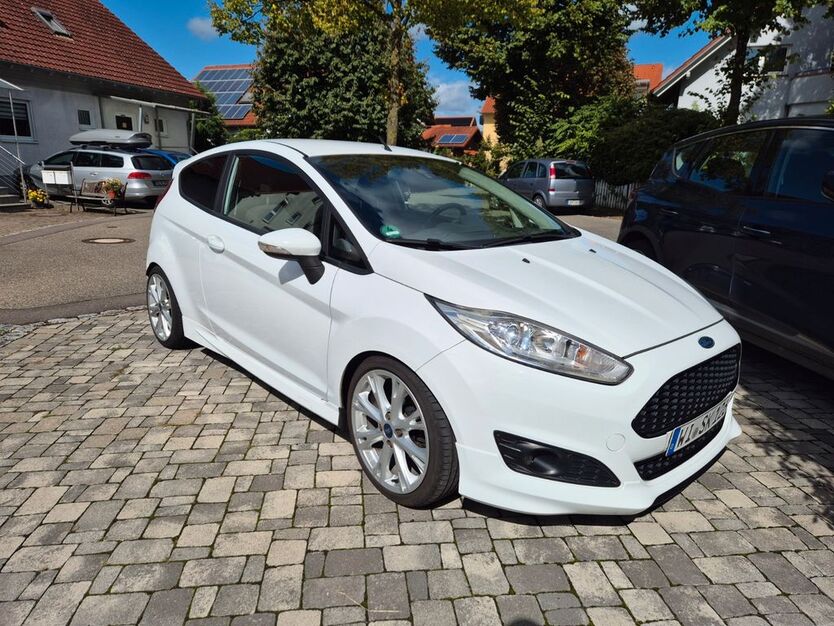 Ford Fiesta 174.269 km 2.900 € Riegel am Kaiserstuhl 79359