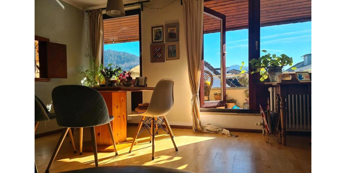 Etagenwohnung Freiburg im Breisgau Günterstal - 3 Zimmer, 83 m&sup2;, 1.200&euro; | Angebot:25280225