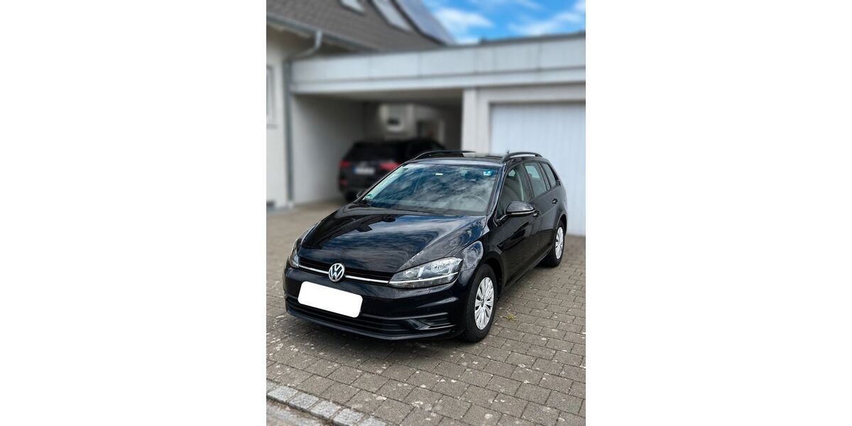 VW Golf 113.000 km 13.790 &euro; Bad Krozingen 79189