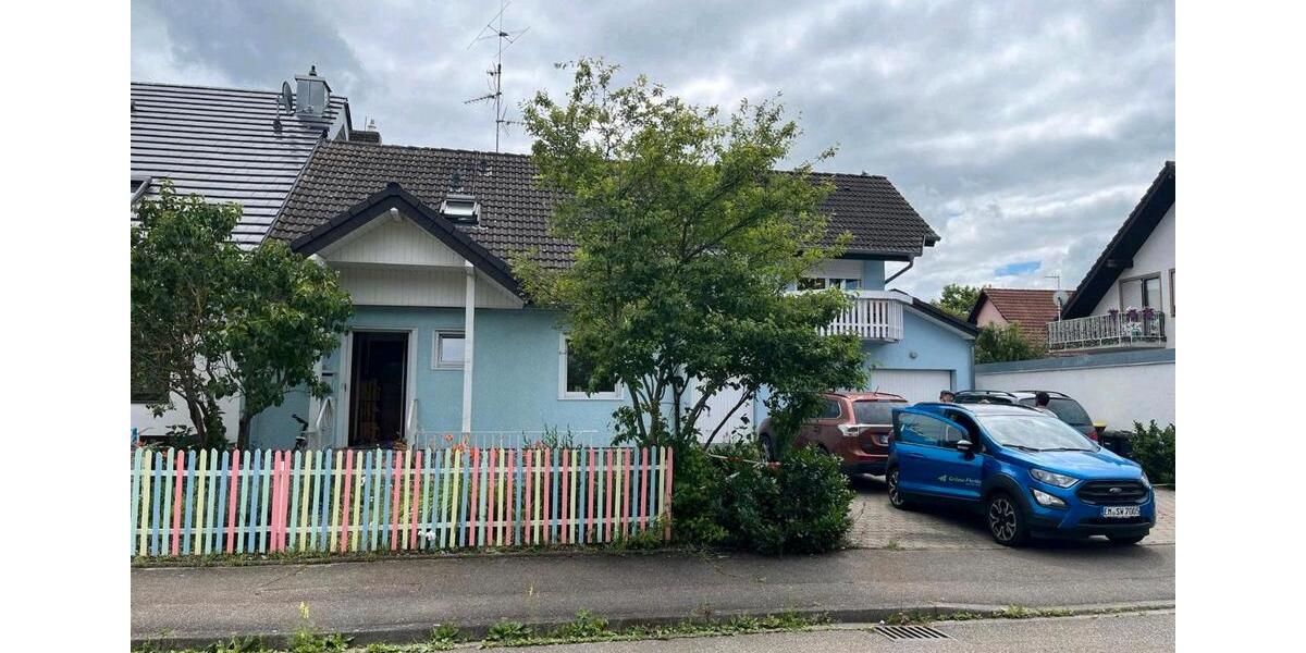Einfamilienhaus Ihringen - 8 Zimmer, 214 m&sup2;, 1.900&euro; | Angebot:26051482