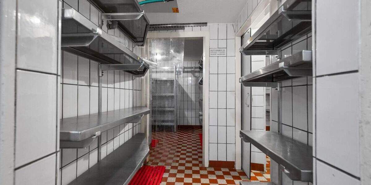 Mehrfamilienhaus, Wohnhaus Titisee-Neustadt Titisee - 1 Zimmer, 298 m&sup2;, 1.995.000&euro; | Angebot:25747051