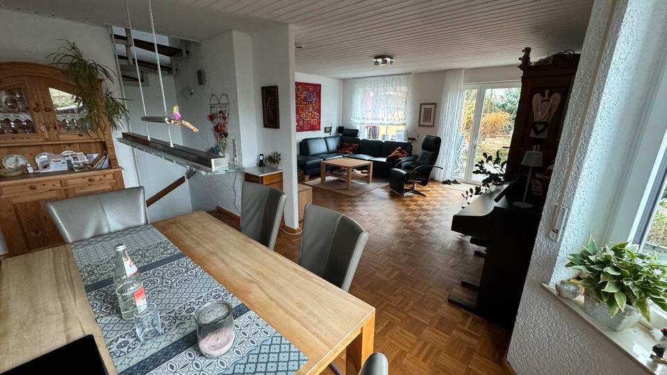 Reihenhaus Freiburg im Breisgau Munzingen - 8 Zimmer, 155 m&sup2;, 848.000&euro; | Angebot:23354923