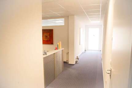 Büro in Freiburg 2.400 € 174 m²