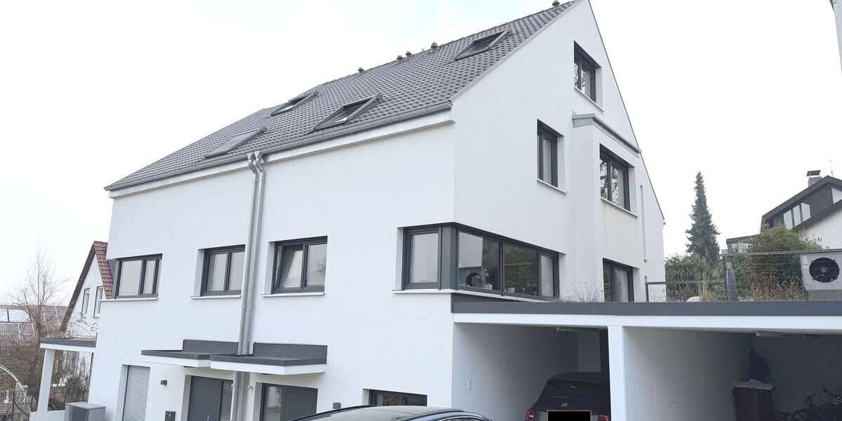 Haus zum Mieten in Freiburg im Breisgau 2.550 € 166 m² 6 zimmer