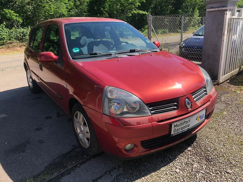 Renault Clio 130.000 km 1.850 € Ehrenkirchen-Kirchhofen 79238