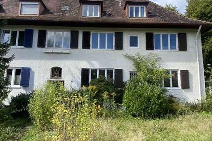 Haus zum Kaufen in Freiburg 390.000 € 280 m² 12 zimmer