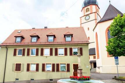 Haus Ehrenkirchen - 12 Zimmer, 287 m&sup2;, 449.000&euro; | Angebot:26915454
