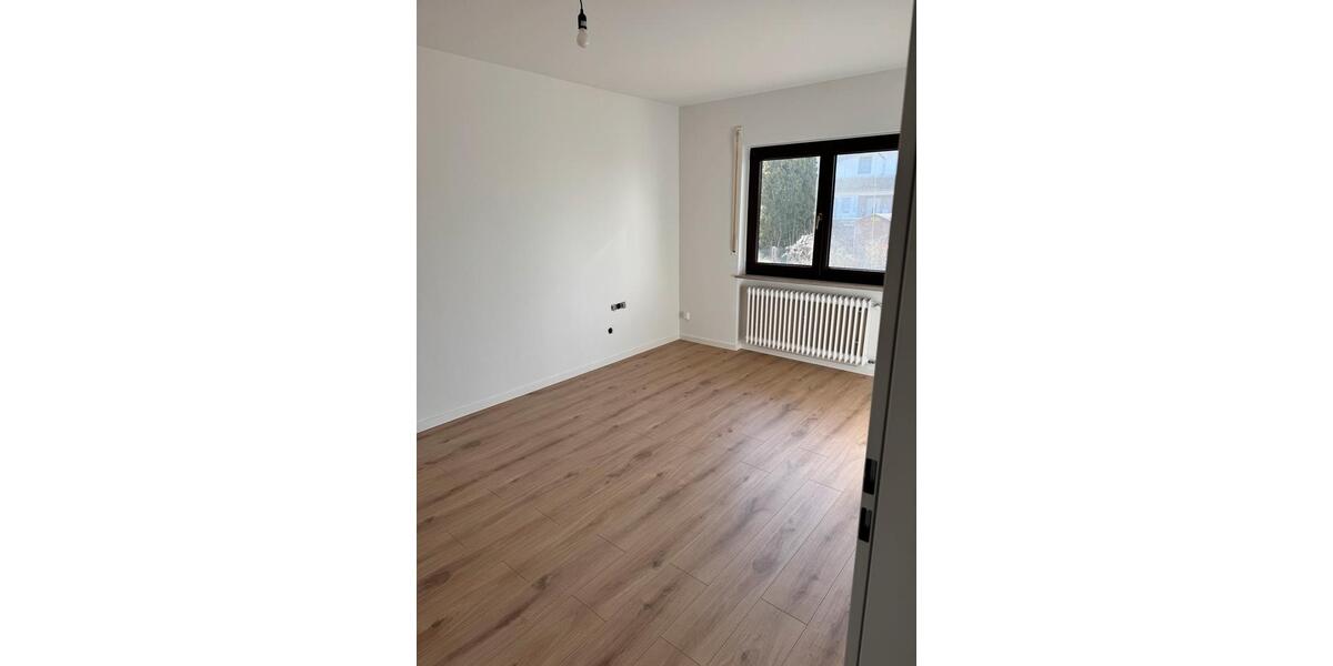 Erdgeschoßwohnung Freiburg im Breisgau Munzingen - 2 Zimmer, 125 m&sup2;, 1.500&euro; | Angebot:24864795