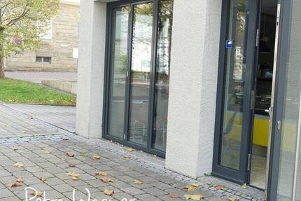 Klein, fein, sichtbar: tolle, moderne Laden-Gewerbefläche, praktisch mit Kfz-Außenstellplatz 1 zimmer