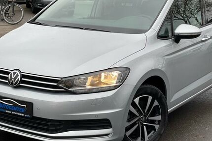 VW Touran 16.000 km 33.999 € March 79232
