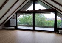 Sehr schöne 1 Zimmer Dachgeschoßwohnung