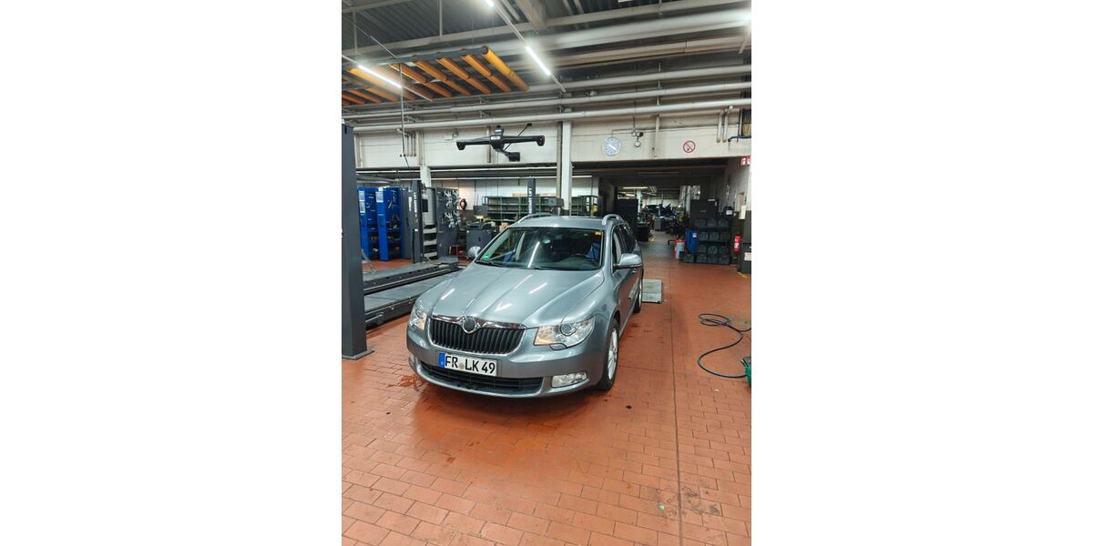 Skoda Superb 168.663 km 8.500 &euro; Breisach am Rhein 79206