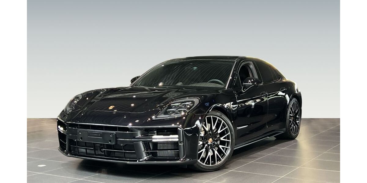 Porsche Panamera 6.900 km 145.870 &euro; Freiburg 79115
