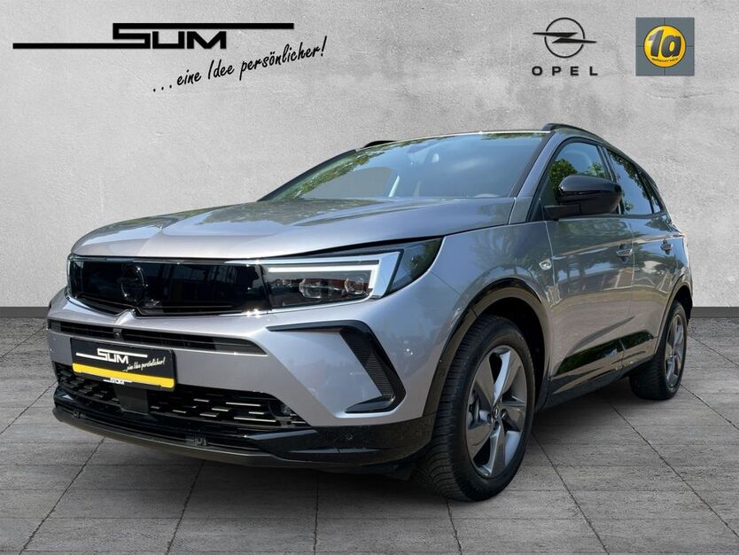 Opel Grandland (X) 3.200 km 27.490 € Müllheim 79379