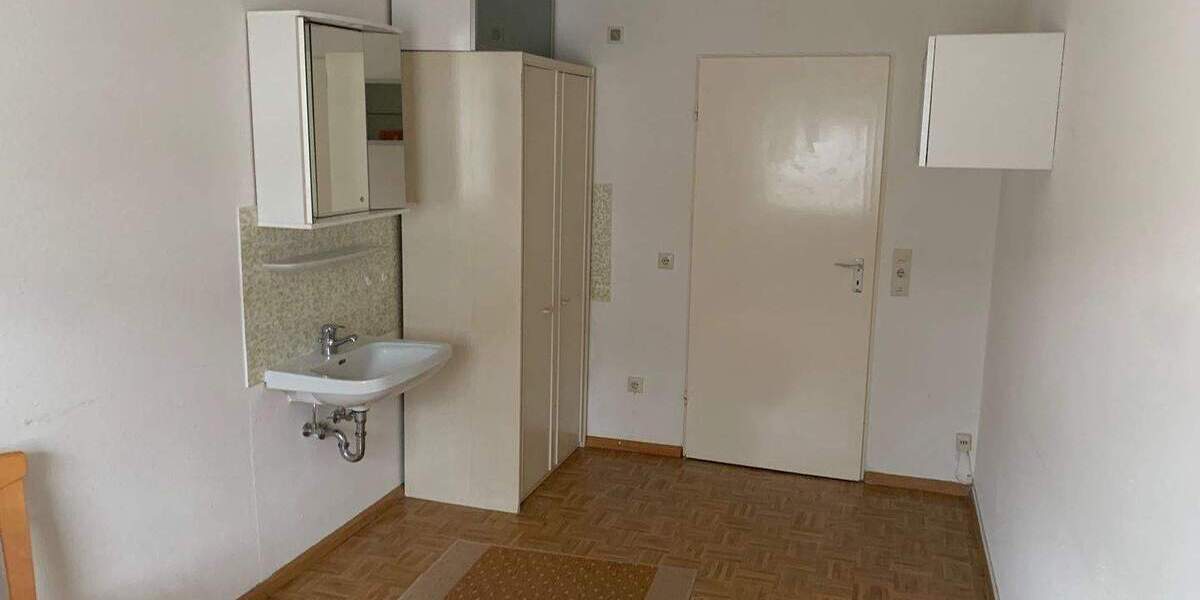 Etagenwohnung Freiburg im Breisgau St. Georgen - 4 Zimmer, 95 m&sup2;, 1.495&euro; | Angebot:25302794