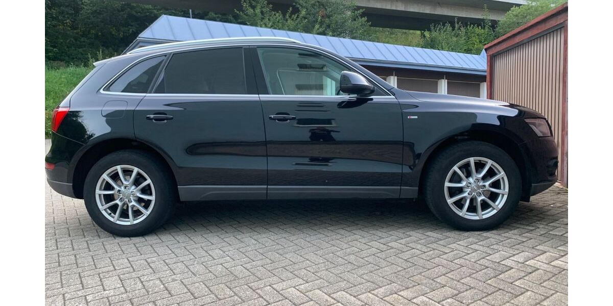 Audi Q5 178.305 km 12.799 &euro; Freiburg 79104