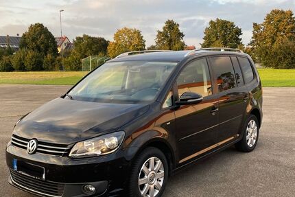 VW Touran 178.500 km 10.400 € Wyhl am Kaiserstuhl 79369