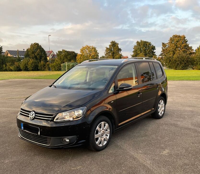 VW Touran 178.500 km 10.400 € Wyhl am Kaiserstuhl 79369