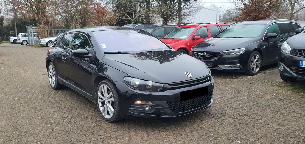 VW Scirocco 229.536 km 4.500 &euro; Freiburg 79108