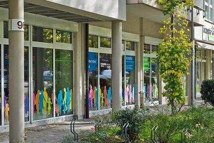 Modernes Schulungszentrum mit Verwaltungsräumen 5 zimmer