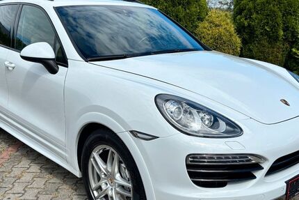 Porsche Cayenne 142.255 km 31.900 &euro; Freiburg 79111
