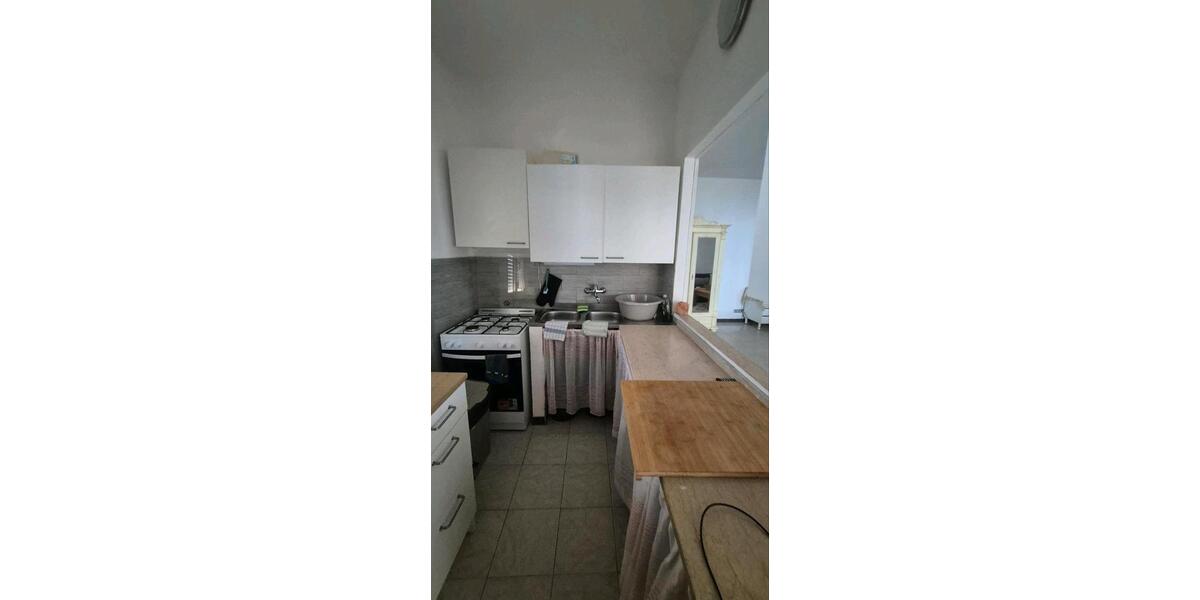 Einfamilienhaus Freiburg im Breisgau Brühl - 2 Zimmer, 120 m&sup2;, 80.000&euro; | Angebot:27244517
