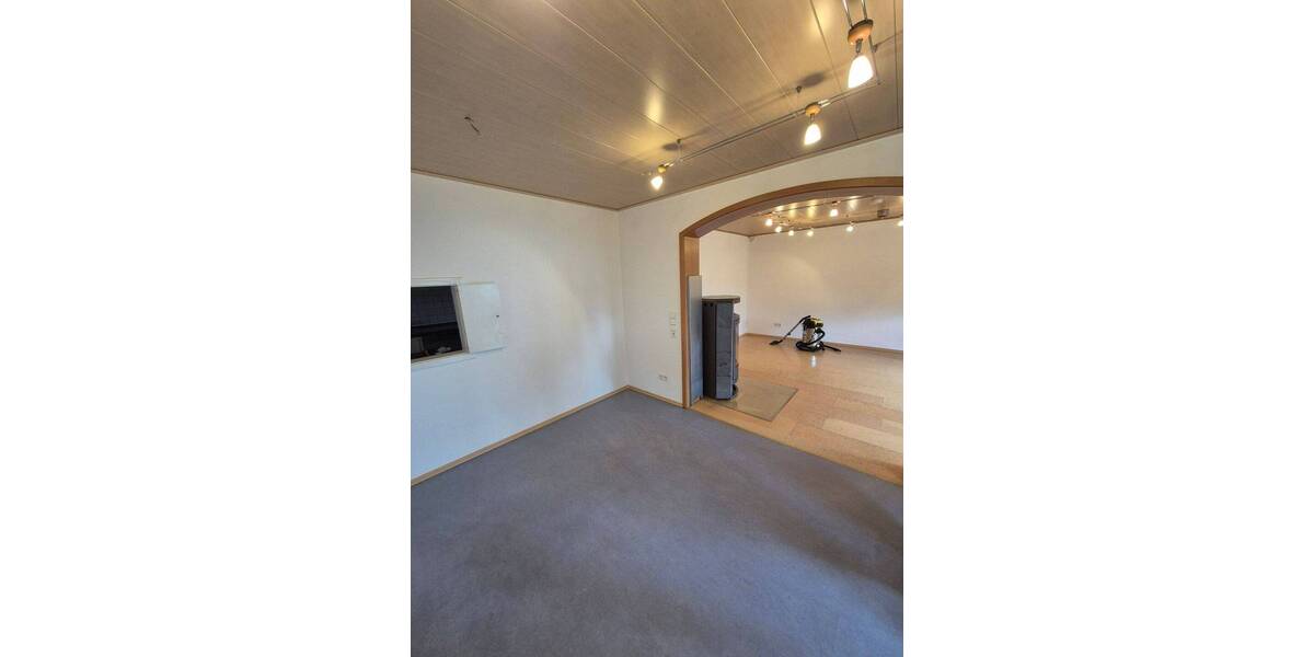 Mehrfamilienhaus, Wohnhaus Titisee-Neustadt Neustadt - 7 Zimmer, 193 m&sup2;, 575.000&euro; | Angebot:25796373