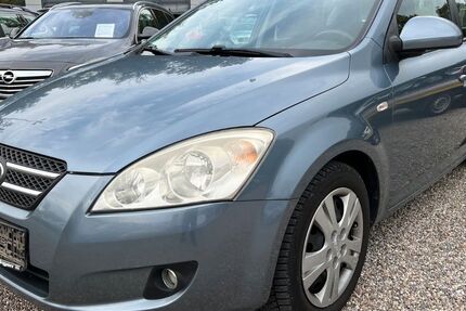 Kia ceed / Ceed 180.000 km 2.500 &euro; Freiburg im Breisgau 79108