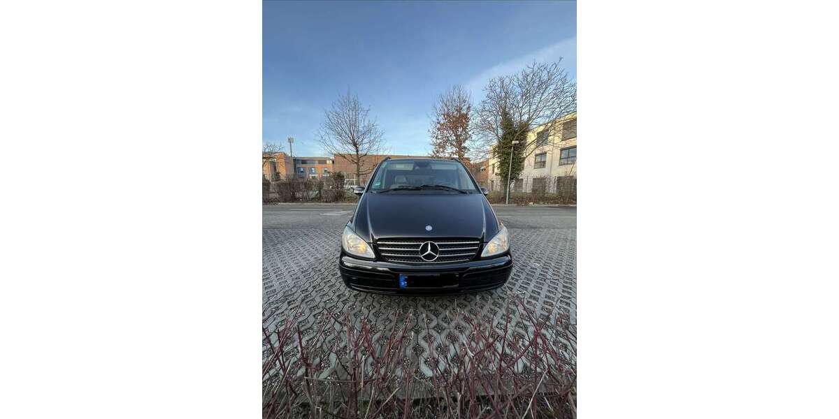 Mercedes-Benz Viano 159.000 km 13.000 &euro; Freiburg 79111