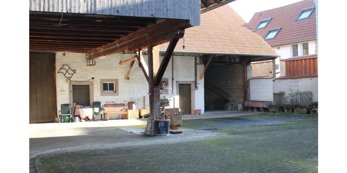 Einfamilienhaus Bad Krozingen - 9 Zimmer, 280 m&sup2;, 1.200.000&euro; | Angebot:24983443
