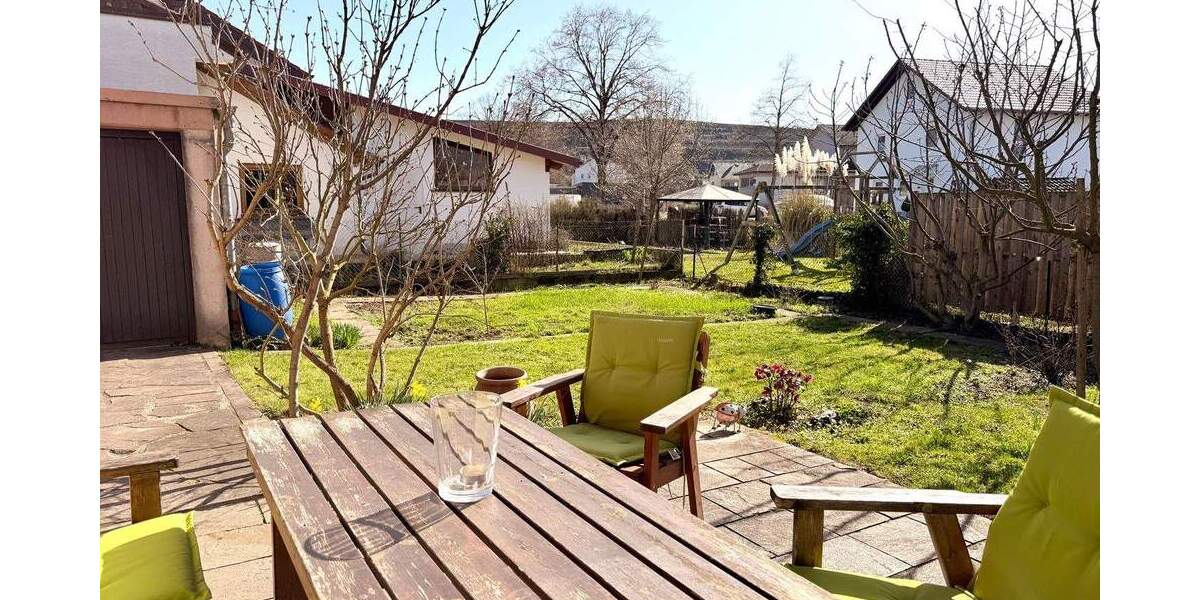 Einfamilienhaus Sasbach am Kaiserstuhl Jechtingen - 5 Zimmer, 156 m&sup2;, 529.000&euro; | Angebot:25703769