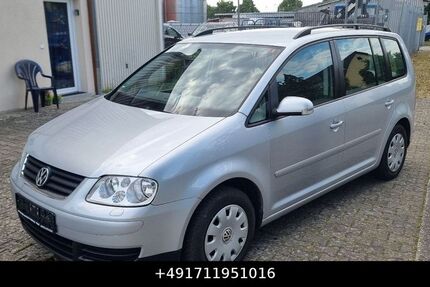 VW Touran 153.411 km 3.990 € Herbolzheim 79336