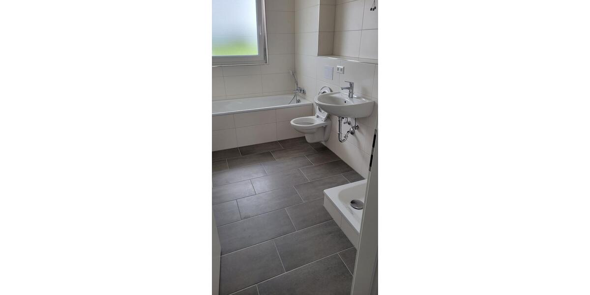 Reihenhaus Wyhl am Kaiserstuhl - 5 Zimmer, 124 m&sup2;, 1.700&euro; | Angebot:24176559