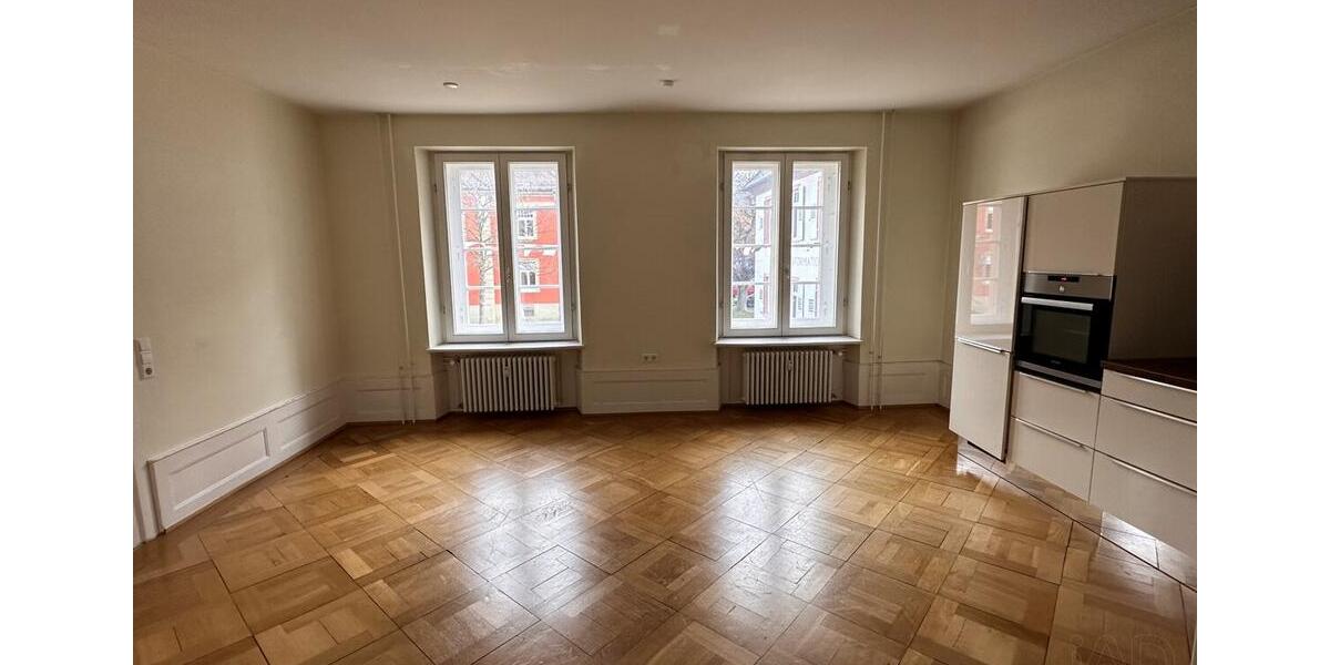 *RESERVIERT* 4-Zimmmer-Wohnung zur Vermietung im Kulturdenkmal in zentraler Lage von Müllheim 4 zimmer