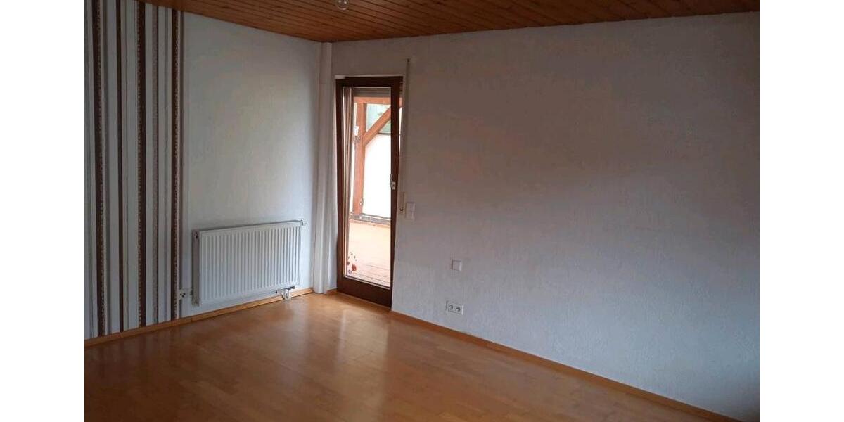 Mehrfamilienhaus, Wohnhaus Malterdingen - 8 Zimmer, 220 m&sup2;, 470.000&euro; | Angebot:26087156