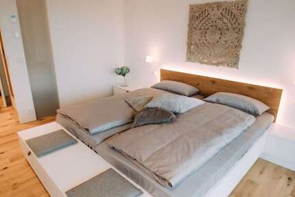 Wohnung Freiburg Brühl - 2 Zimmer, 57 m&sup2;, 1.400&euro; | Angebot:26479218